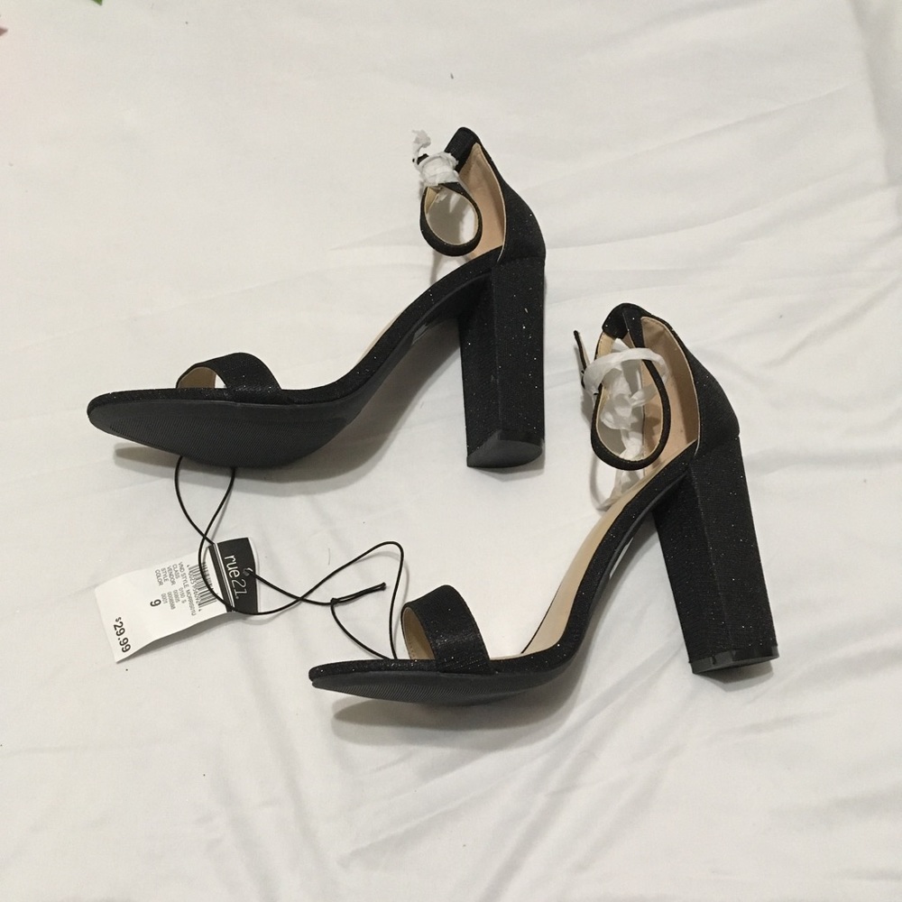 ‼️Rue21 Black sparkle Heels